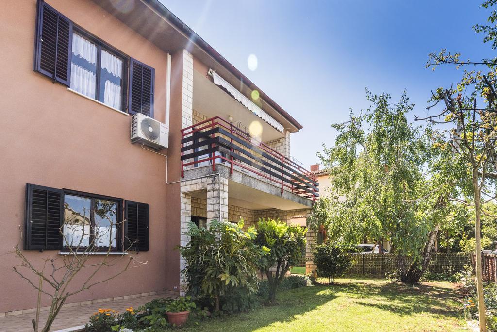 Vesna Komunela Apartment